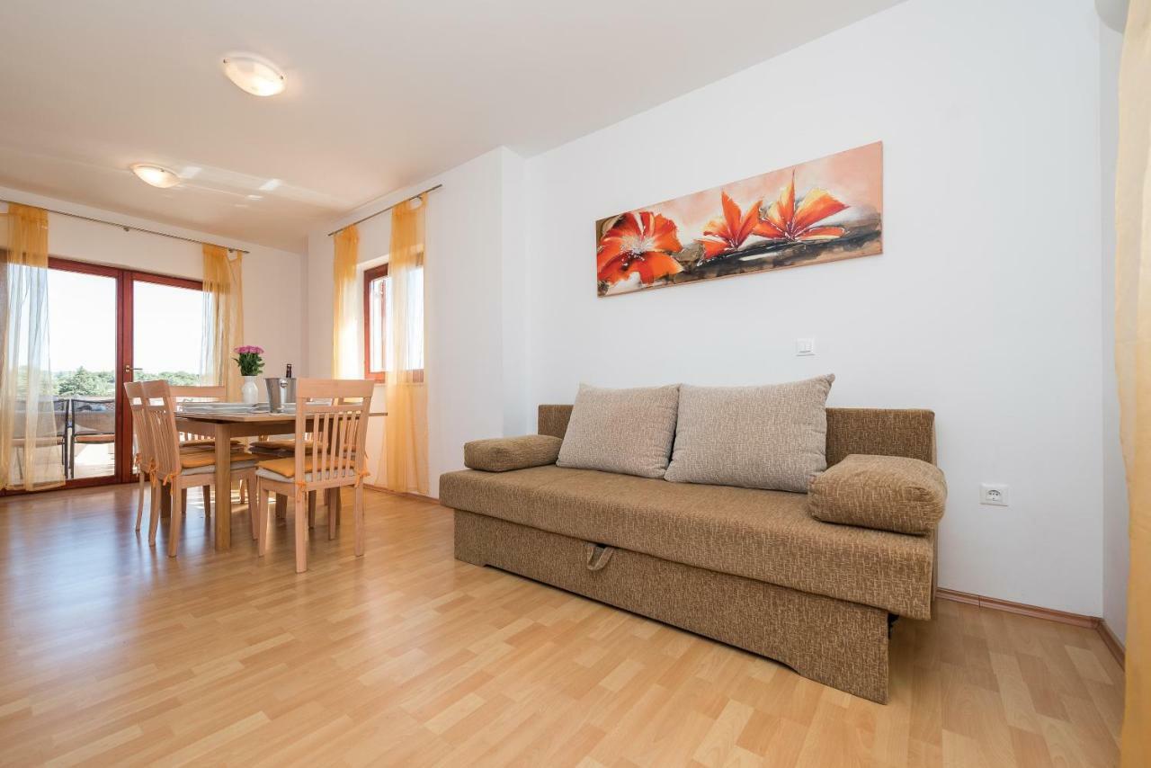 Apartments Blandona ビオグラード・ナ・モル エクステリア 写真